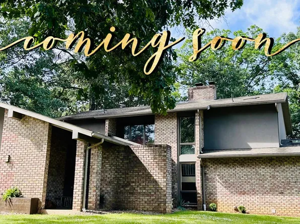 6566 Fairway Dr W, Fayetteville, PA 17222