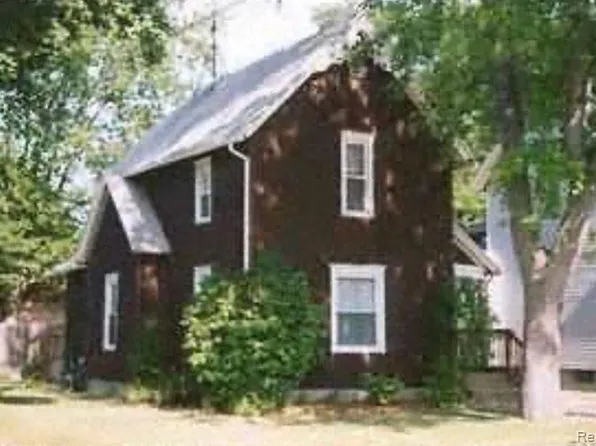 602 S Oak St, Durand, MI 48429