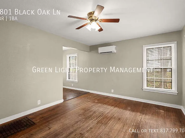 4801 Black Oak Ln — Photo 3