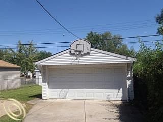 3rd image of 12523 Irene St