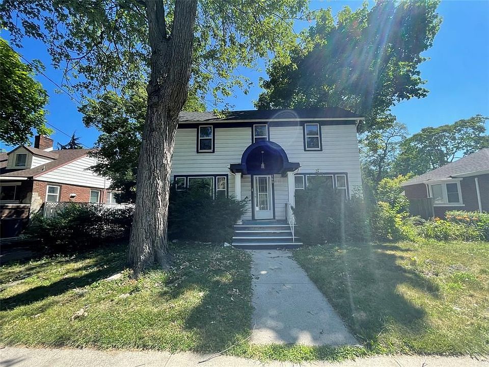 1st image of 160 Askin Ave