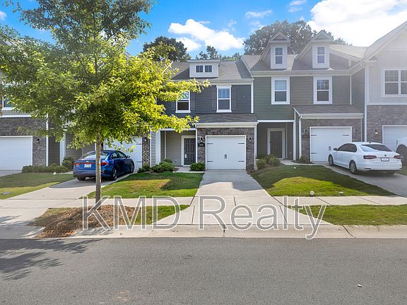 2nd image of 260 Abington St