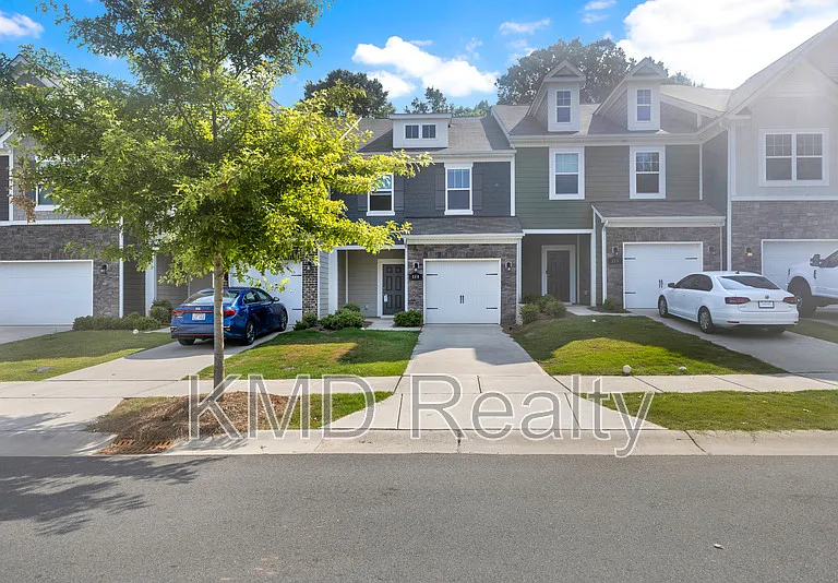 260 Abington St — Photo 2