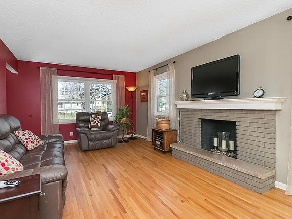 3rd image of 7808 Major Ave N