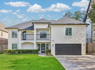 1013 Fisher St, Houston, TX 77018