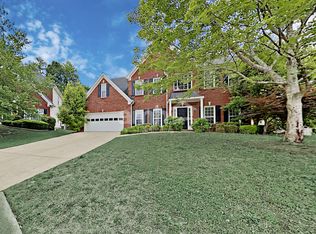 2813 Savannah Walk Cv, Suwanee, GA 30024