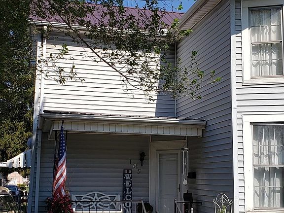 2nd image of 105 Stanley St