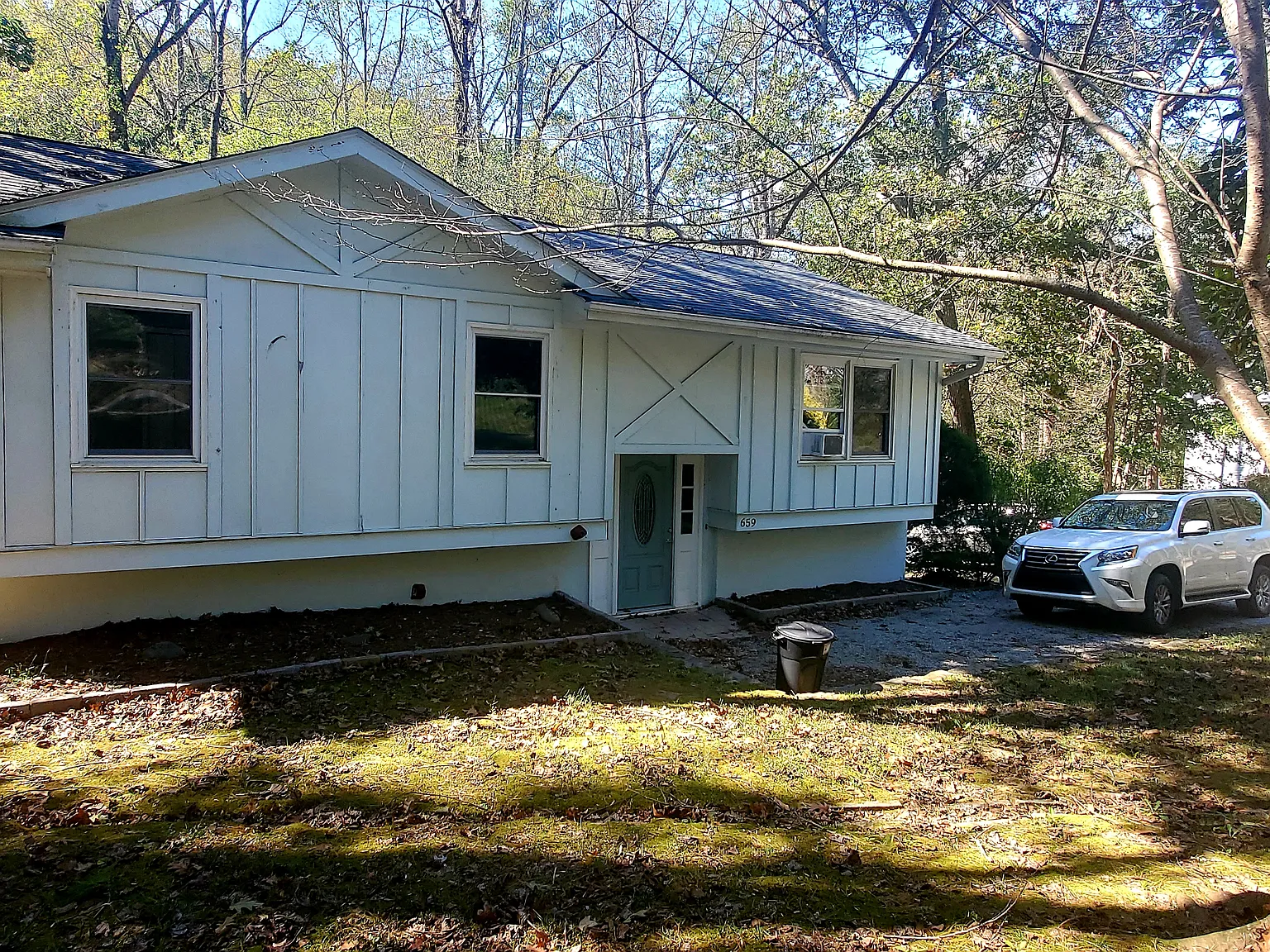 2 bed, 940 sqft, $1,700 — Photo 1