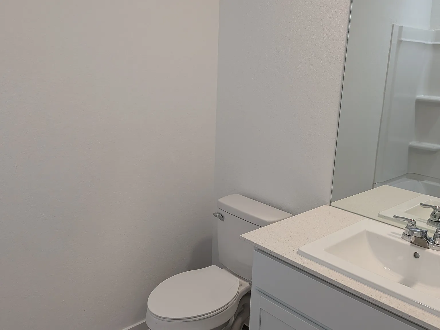 4 bed, 2173 sqft, $2,178 — Photo 3