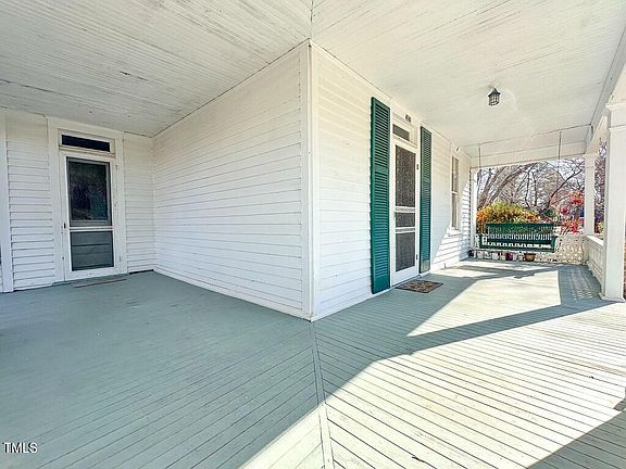 6th image of 302 Halifax St