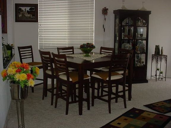 4th image of 34062 Pinehurst Dr