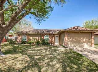 1717 Whitney Dr, Garland, TX 75040