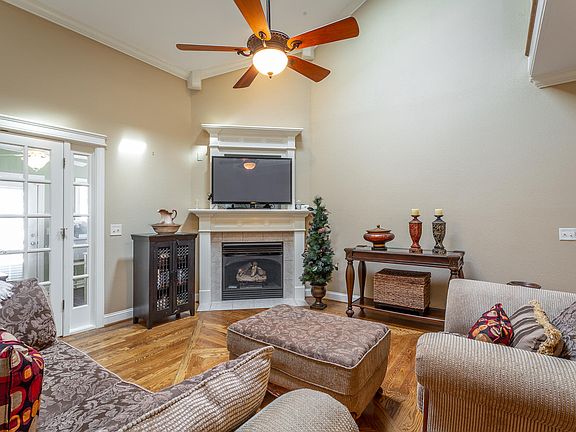 5th image of 2513 Saint Lucie Ct