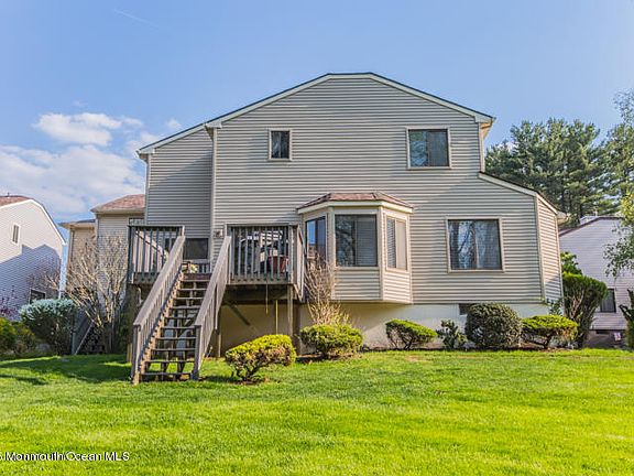 3rd image of 37 Pennybrook Ln