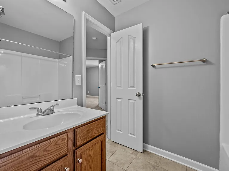 210 Wedgefield Cir — Photo 22