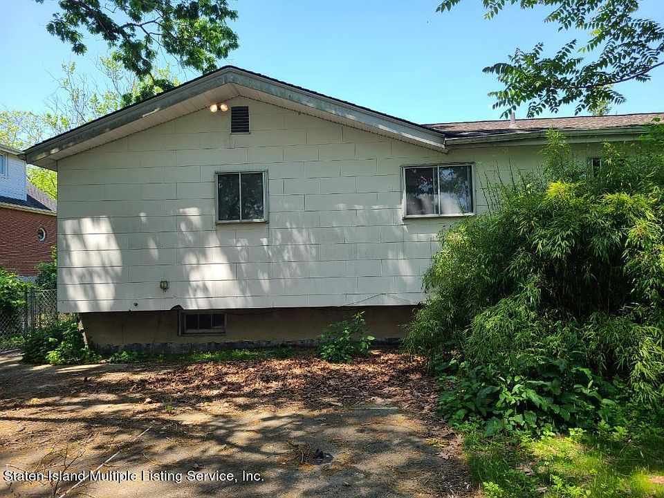 1151 Cassel Ave, Bay Shore, NY 11706 MLS 1162311 Zillow