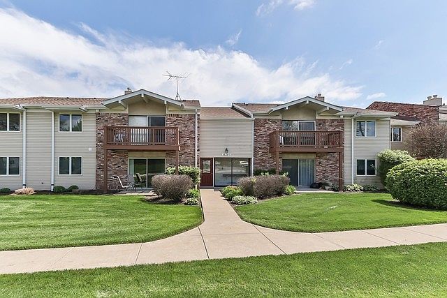 1st image of 1121 Hinswood Dr #105