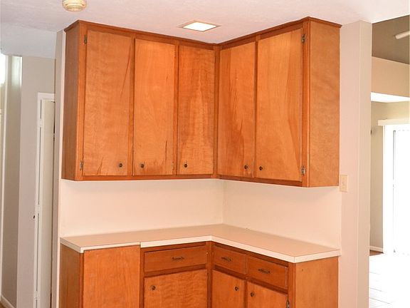 4th image of 2603 Shenandoah Dr