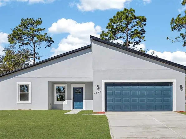 1933 W Oliver Dr, Citrus Springs, FL 34434
