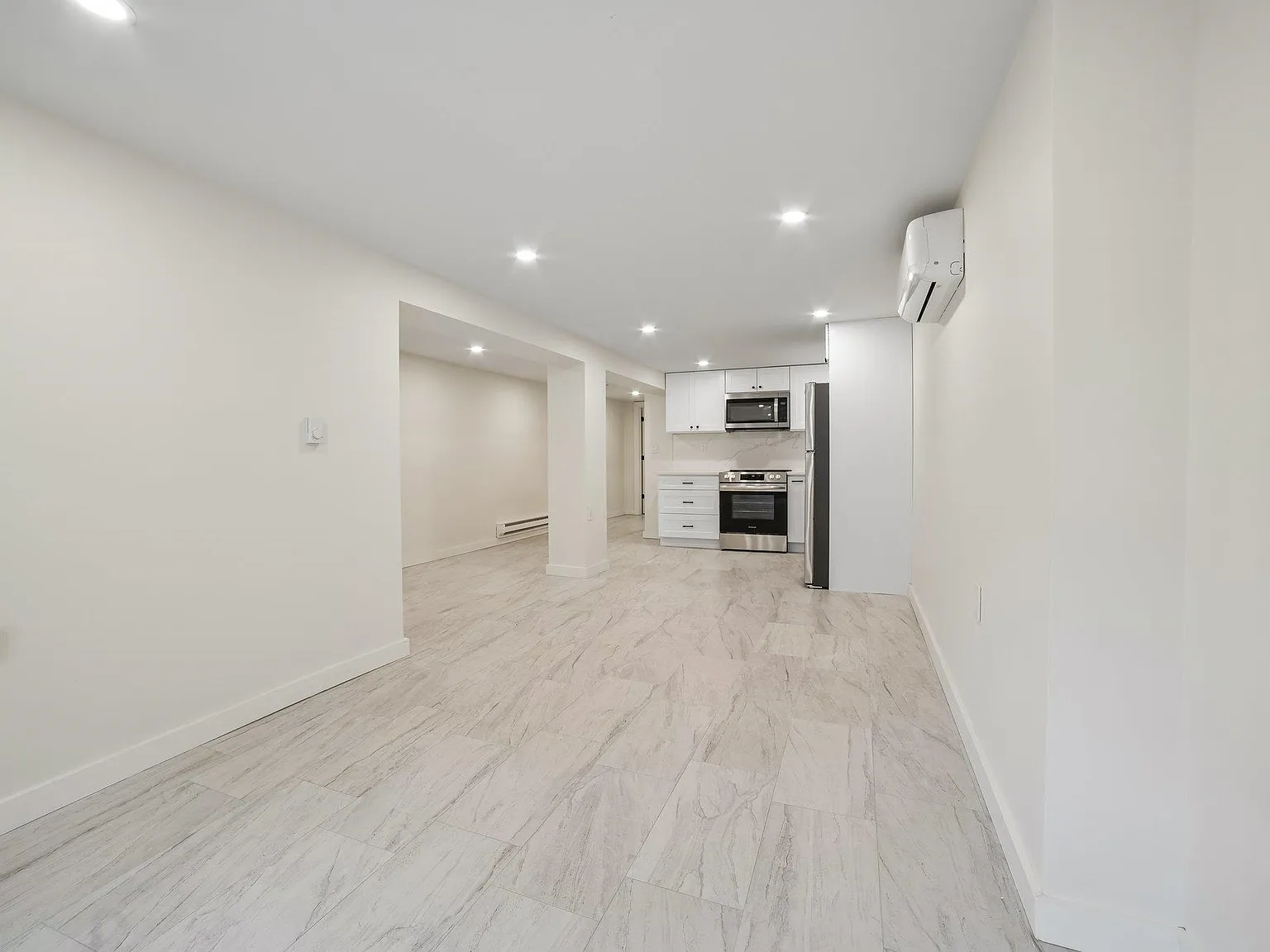 1 bed, 1.0 bath, $1,850 — Photo 4