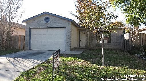 7627 Rimhurst, San Antonio, TX 78250 | Zillow