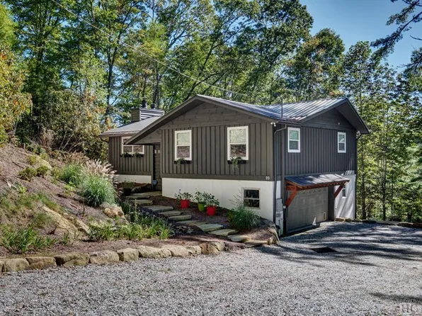 99 Dolly Lane, Highlands, NC 28741
