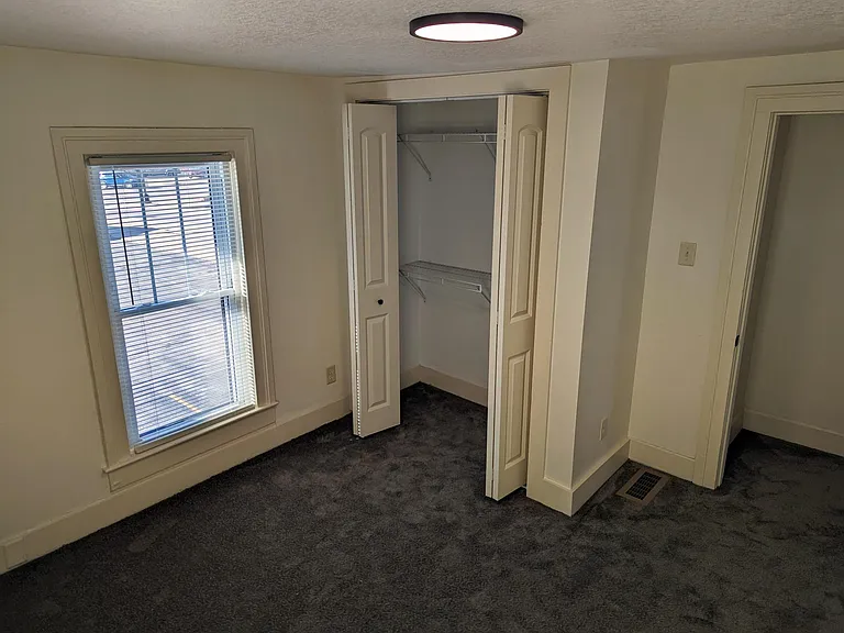 414 Cameron Ave — Photo 17
