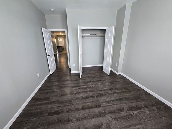 3rd image of 105 E Westfield Ave APT 2