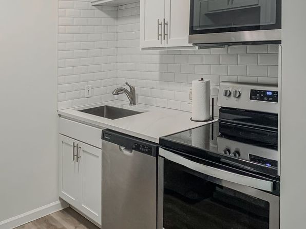 33354 Kingslane Ct APT 8