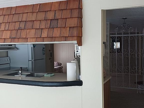 3rd image of 120 Wilpark Dr