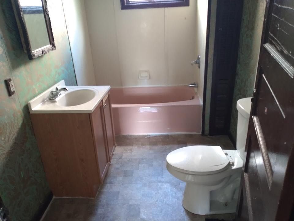 2nd image of 1511 West St