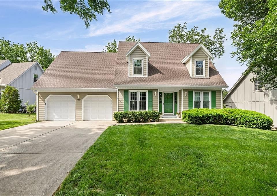 7304 W 114th Ter, Overland Park, KS 66210 | Zillow