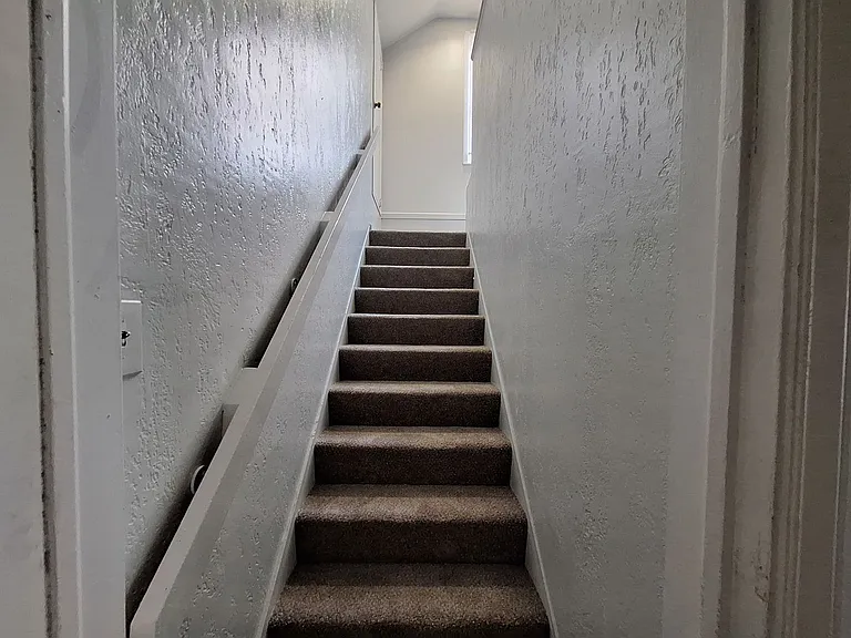 11243 Roxbury St — Photo 15