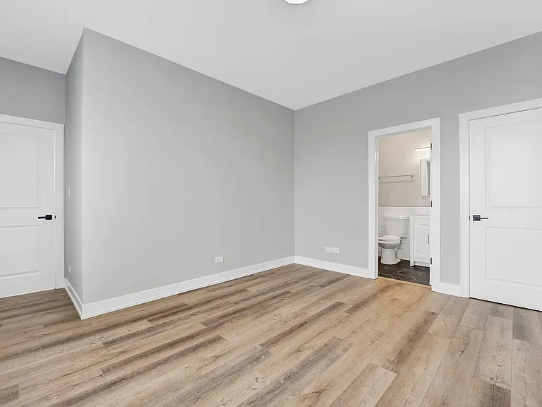 1900 W 17th St #1R — Photo 18