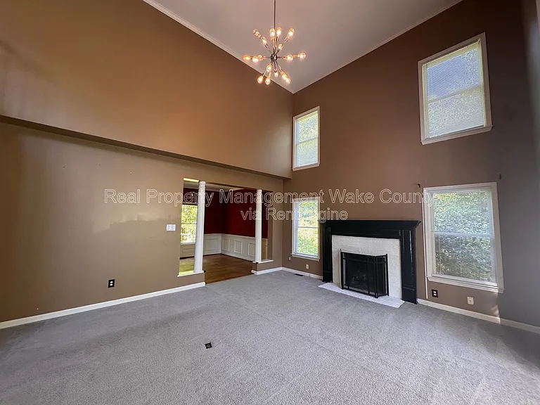 102 Powder Mill Ct — Photo 12