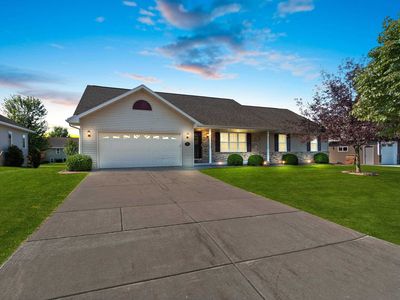 3548 Spyglass Hill Dr, Green Bay, WI, 54311