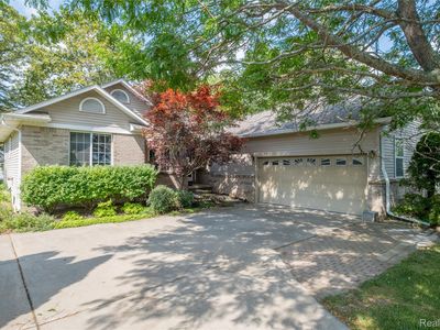 274 Hyatt Ln, Linden, MI, 48451