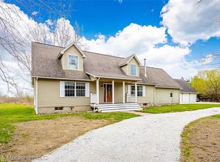 12849 Metcalf Rd, Emmett, MI 48022