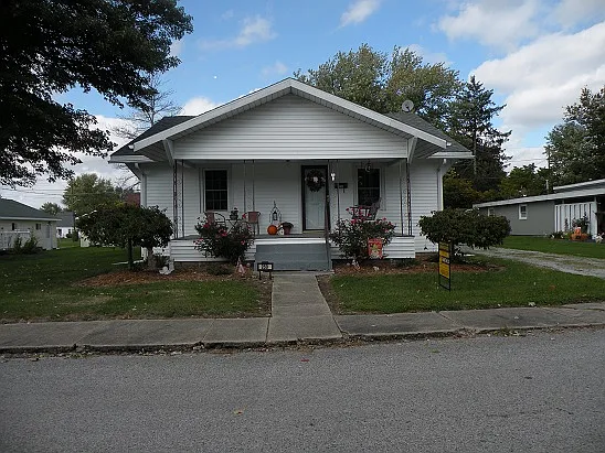 250 W Thomas St photo 1