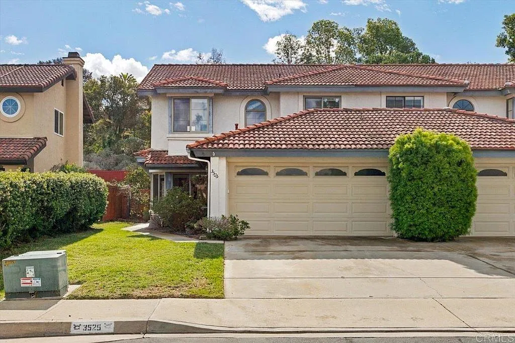 4 bed, 2.5 bath, 1701 sqft, $5,000 — Photo 3