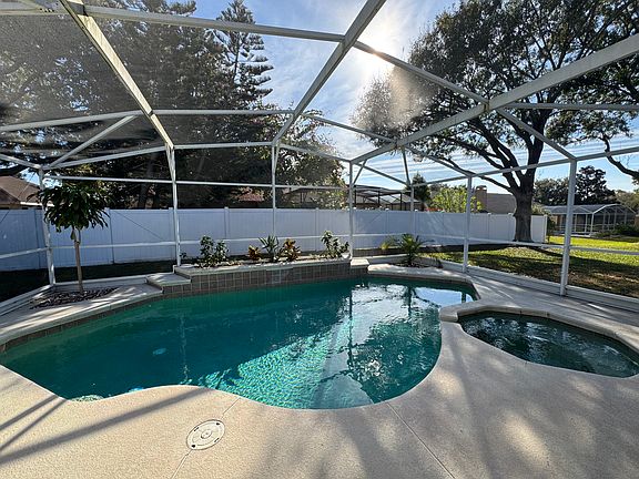 2nd image of 3130 Westgate Dr
