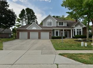 1402 Edinburgh Dr, Carmel, IN 46033