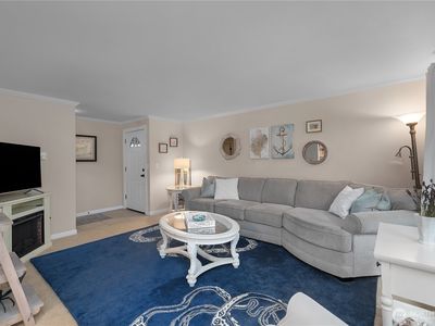 4605 56th Street NW #1C, Gig Harbor, WA, 98335