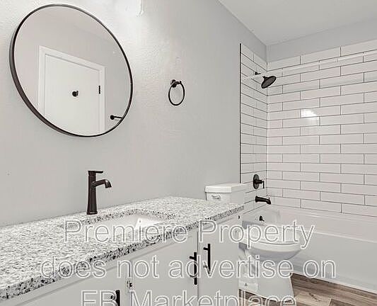 5th image of 3910 E 123rd Ter Unit B
