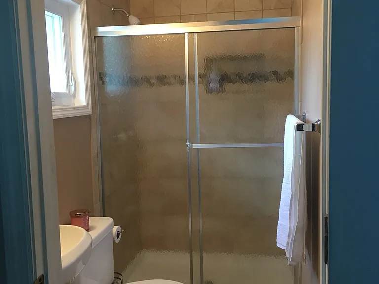 940 Locust St NE #2 — Photo 8