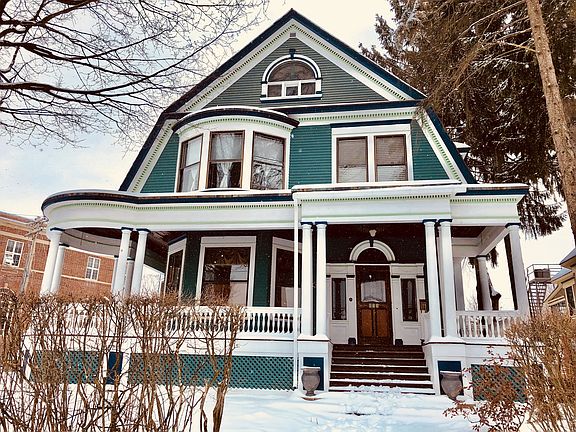 Award winning Victorian