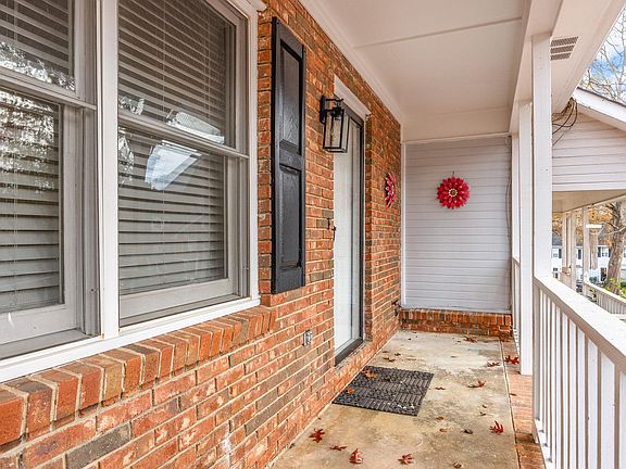 4th image of 14 Sunridge Ct