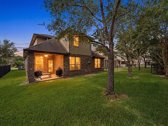 2nd image of 19522 Blushing Meadow Dr