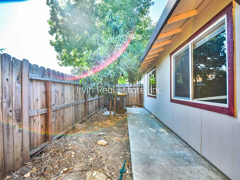 3818 Otto Dr — Photo 24