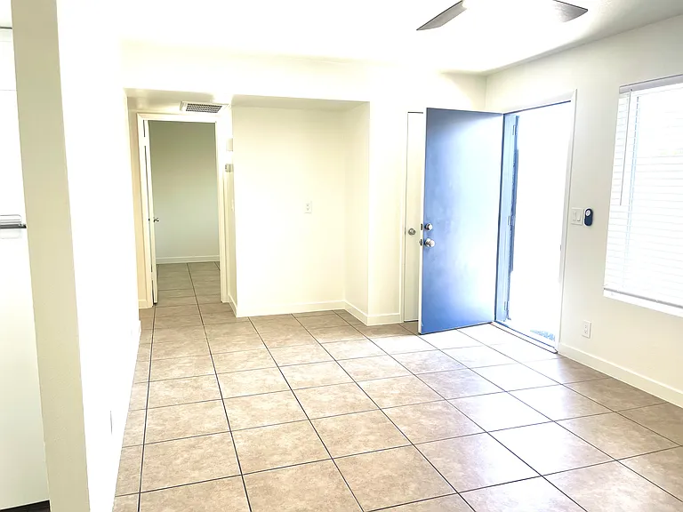 1058 W Flint St #B — Photo 5